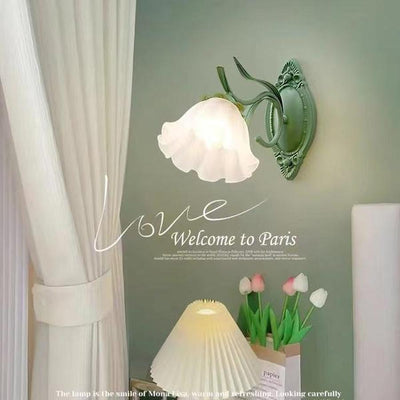 American Retro Flower Wall Lamp Single or Double Head Design