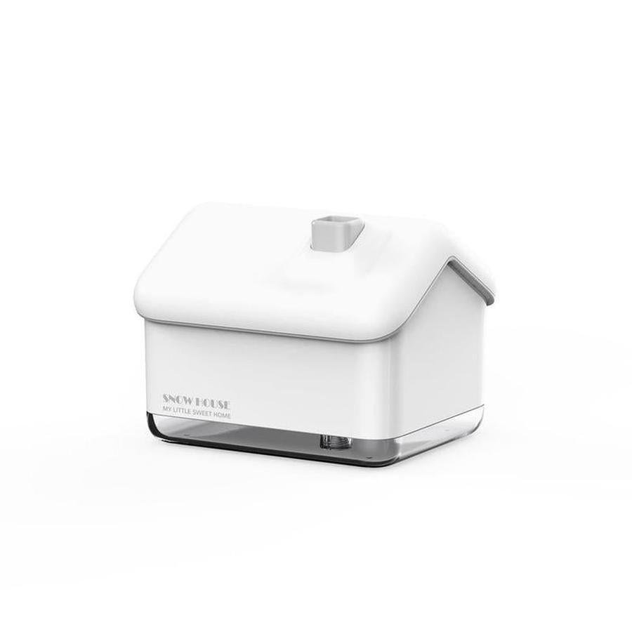 Compact 300ML Igloo Humidifier with USB power, nano mist, and auto shut-off. Quiet, portable, and perfect for bedrooms, offices, or travel use