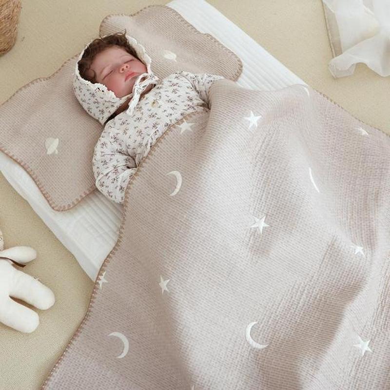CottonCloud Pure Cotton Knitted Blanket Soft, Cozy Comfort for All Seasons