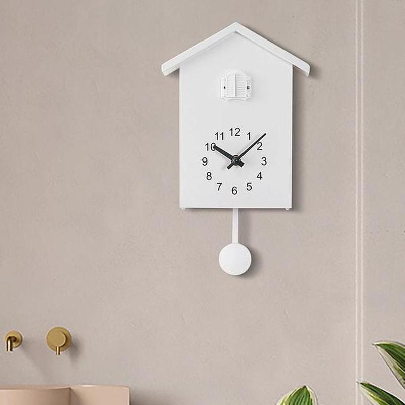 House-Shaped Quartz Wall Clock 3Inch Decorative Timepiece in White, Green, or Blue