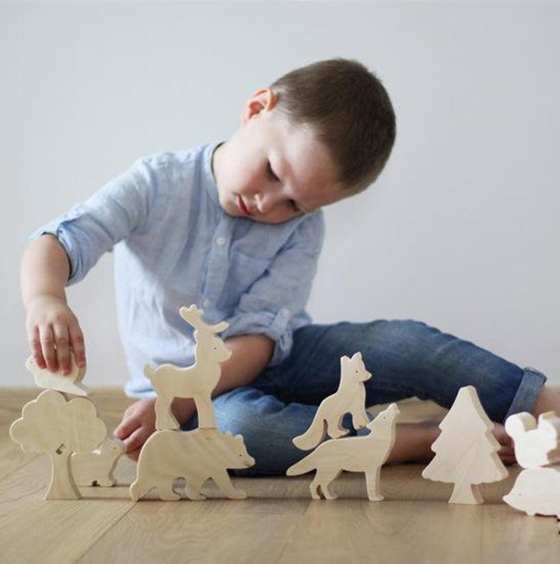 Montessori Wooden Forest Animal Toy Set – 10-Piece Nature Play Figurines for Kids