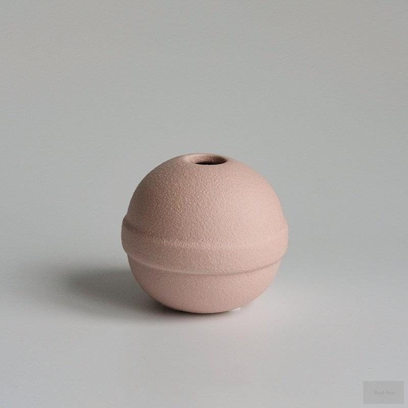 North European style ceramic vase - Brick Hues