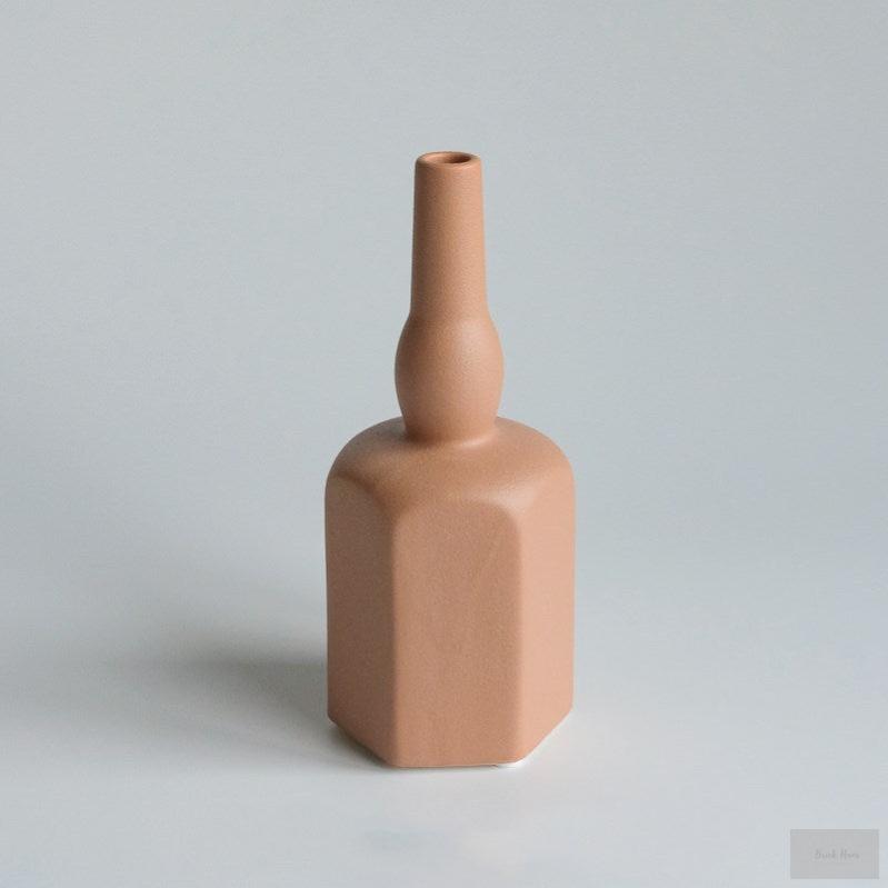 North European style ceramic vase - Brick Hues