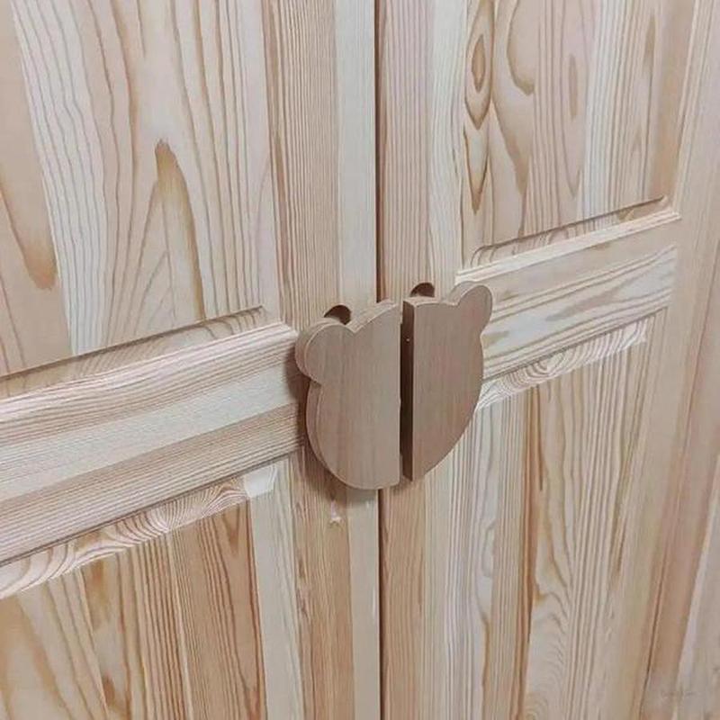 Rabbit and Bear Wardrobe Pulls